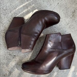 Dansko Miley ankle boots
